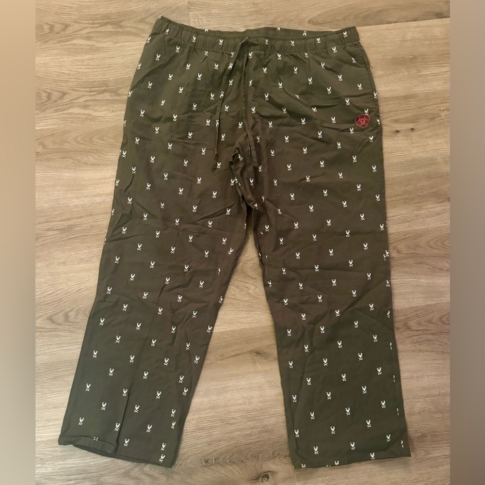 Ariat Men’s Hemlock Reindeer Pants